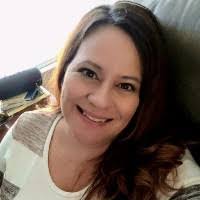 Stephanie Plott's Instagram, Twitter & Facebook