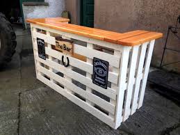Lay out the three sides photo by ryan benyi. 50 Best Loved Pallet Bar Ideas Projects Easy Pallet Ideas