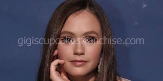 Check spelling or type a new query. Olivia Sanabia Wiki Biografie Alter Grosse Freund Vermogen Schauspieler