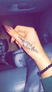 35 Fulfilling Tattoo Ideas To Record Your Meaningful Memory Sooshell Hand Tattoos For Women Cute Tattoos For Women Tattoos