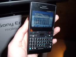 Sony Ericsson Aspen early review: Call ...