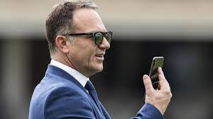 Linda Appleton's Instagram, Twitter & Facebook