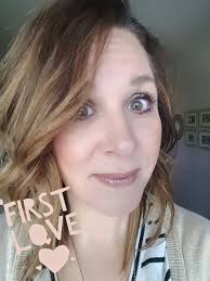 Sunny's reaction to Amber being Mike's first love in Kountry Wayne skit