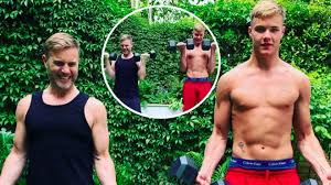 Take that's gary barlow confirms secret star wars cameo. Gary Barlow Sparks Social Media Frenzy With Snapshot Of Lookalike Son Heart