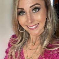 30+ "Emily Em" profiles