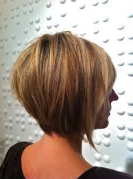 Carre Plongeant Degrade Et Carre Plongeant Court Deux Coupes Super Hot Carre Plongeant Court Coupe De Cheveux Cheveux Courts