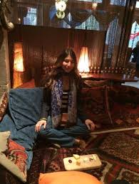 See more ideas about middle eastern decor, decor, home. The Middle Eastern Decor Is Stunning And The Over Sized Pillow Area Is Very Cozy And Romantic Picture Of Rat S Restaurant Hamilton Tripadvisor