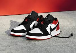 Tuy vậy, những sai sót trong phòng ngự khiến việt nam không thể giữ được thành quả. Air Jordan 1 Low Sb Black Toe Sneakerholic Vietnam