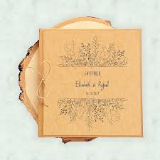 Das gästebuch zur hochzeit ist eine tolle möglichkeit, die erinnerungen an diesen tag ganz praktisch festzuhalten. Hochzeitsgastebuch Gastebuch Hochzeit Hochzeitsgastebuch Vintage Ein Designerstuck Von Decards Gastebuch Hochzeit Vintage Gastebuch Hochzeit Hochzeit
