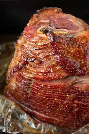 An Amazingly Delicious Holiday Ham Baked In An Oven Bag And Cooked At A Low Temperature So You Don T End Up With Baked Ham Honey Baked Ham Cooking Spiral Ham
