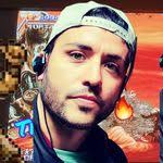 Daniel Geesey's Instagram, Twitter & Facebook