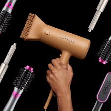 El mejor moldeador de pelo de Dyson y otros 5 modelos similares que te  darán resultados dignos de peluquería