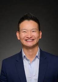 🔥🔥Peking Duck Giveaway! 🔥🔥 After years in the restaurant business, I'm  trading in my apron for a new adventure in real estate! 🎉🏡 Owning and  operating Mr. Wok taught me the power