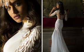 Abiti da sposa corti the spalla abito da sposa mini abito da sposa a maniche lunghe in raso di pizzo a maniche lunghe. Abiti Da Sposa Maniche Lunghe 2019 Blog Valentini Spose