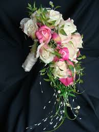 We did not find results for: Este Ramo De Rosa En Cascada Es Bastante Moderno Con Un Toque De Clase Vi Diy Wedding Bouquet Fake Flowers Wedding Bouquet Fake Flowers Cheap Wedding Bouquets