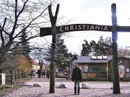 Christiania, the famous freetown of copenhagen, is without a doubt one of denmark's most popular tourist attractions comprising a community that has its own. Freistadt Christiania Kopenhagens Touristen Attraktion Nordkap Zu Suedkaps Webseite