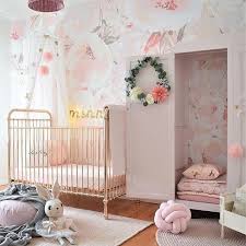 Parcourez notre sélection de tour de lit : This Room Is Putting Us In Our Happy Place Who S With Me Design By Minnieandmeinteriors Chambre Bebe Design Tapis Chambre Bebe Et Chambre Bebe Aubert