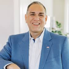 RE/MAX Signature Roster