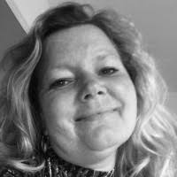 60+ "Jane Lind" profiles