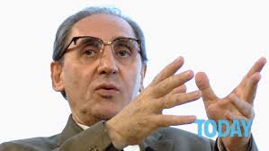 I funerali avverranno in forma privata. Franco Battiato La Famiglia Rompe Il Silenzio Non Ha L Alzheimer