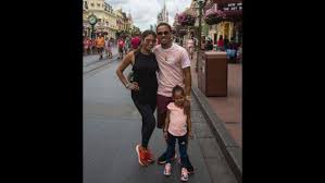 Estado civil / pareja : Ozuna Cumplio El Tan Ansiado Sueno De Su Pequena Hija Fotos Noticias Radio Moda