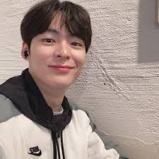 Profil,Akun Instagram dan Perjalanan Karir Song Geon Hee Pemeran Thomas Cha  "Missing The Orher Side"