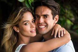 Explore tweets of carol dias oficial(+18) @caroldiasxx on twitter. Nasceu Carol Dias Da A Luz A Esther Sua Primeira Filha Com Kaka Marcia Piovesan