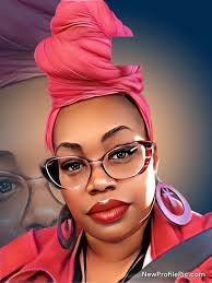 Capri Ellis's Instagram, Twitter & Facebook