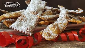 Sfornatele quando si saranno gonfiate leggermente e dorate in superficie (7). Chiacchiere Al Forno O Fritte Al Limoncello Ricetta Di Carnevale