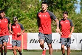 Un informe que recordaba los inicios del ex defensor de estudiantes en su club de infantiles terminó revelando su fanatismo por river y que su ídolo sin embargo, pasó algo más. Marcos Rojo No Juega Contra River Minuto Neuquen