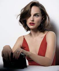Pin By Starlene Johnson On Natalie Portman Natalie Portman Short Hair Natalie Portman Dior Natalie Portman