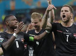 Stefan lainer (born 27 august 1992) is an austrian footballer who plays as a right back for german club borussia mönchengladbach, and the austria national team. Auftaktsieg Bei Der Euro Bewerten Sie Die Ofb Stars Euro 2021 Vol At