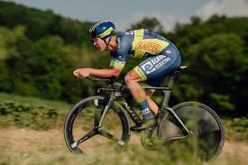 Ačkoliv neměl michael kukrle ideální podmínky pro závěrečnou přípravu, tak se chvíli po startu pustil do úniku, ve kterém velmi náročném závodě vydržel 284 kilometrů, a nakonec dokončil na 36. Michael Kukrle Casovka Jan Brychta Cysnews