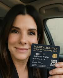 Hey you sweethearts… it's me, Sandy 🌹 If you're one of my true lovers and  biggest fans, come a little closer 😏 Message me today and grab your VIP  Fan Card 💌just