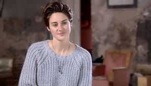 Shailene woodley stars in the hottest movies in hollywood and now big little lies on hbo, and whether it's news about who she's dating or if she's up to anything on instagram and twitter, we have all the intel on the divergent actress. Shailene Woodley Fashion Beauty Inc