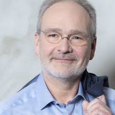 Dirk Wiechert's Instagram, Twitter & Facebook