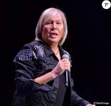 Patrick juvet est décédé à l'âge de 70 ans ce jeudi 1er avril. Patrick Juvet Son Incroyable Histoire D Amour Avec Une Star Americaine Purepeople