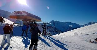 À partir de 653 €. Webcams Des Pistes De Sports D Hiver De Saint Lary Hautes Pyrenees