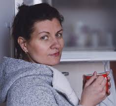 Adam wyciągnął mnie z dna i dzięki niemu uwierzyłam w szczęście. Do czasu,  gdy poznałam prawdę o jego rodzinie”