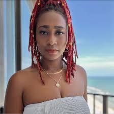 Yvette Holden's Instagram, Twitter & Facebook