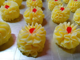 Resepi biskut bunga cina (dahlia susu) rangup tapi cair dimulut. Cara Buat Biskut Bunga Cina 3 Bahan Tak Perlu Guna Oven Bakar Atas Dapur Jer Daily Makan