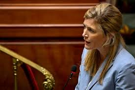 Il est présidé par l'administrateur et comprend des représentants de l'autorité et 3 représentants de. La Mise En Oeuvre Du Certificat Sanitaire Europeen Au Menu Du Codeco Du 4 Juin Belgique 7sur7 Be