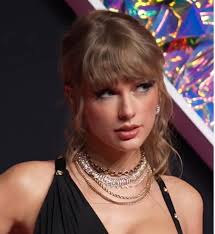 Taylor swift will release a remix " Ready for it? " With blackpink .... I  hope not. Credits:  https://instagram.com/taylahschild?igshid=MzRlODBiNWFlZA==