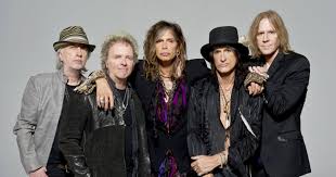 Find more news, articles and information about steven tyler here. Steven Tyler Von Aerosmith 2020 Wird Hot As F Ck Rock Antenne Hamburg