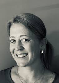 Aileen Bruce's Instagram, Twitter & Facebook