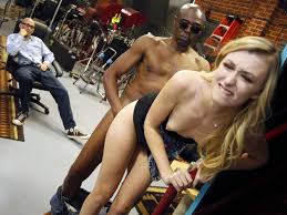 Alexa Grace takes BBC at Cuckold Sessions - sleazyneasy.com