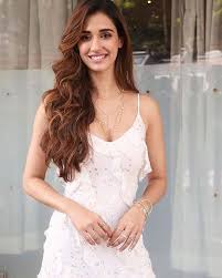 Download this disha patani image in hd quality to use as your android wallpaper, iphone wallpaper or ipad/tablet wallpapers. Stunning Photos Of Disha Patani Interesting Facts Zestvine 2021