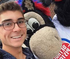 Amy Champeau (@amy_champeau)