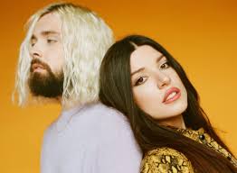 Q&A: Indie Pop Duo Flora Cash