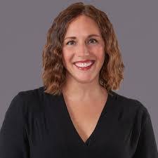 Sarah Poorman's Instagram, Twitter & Facebook